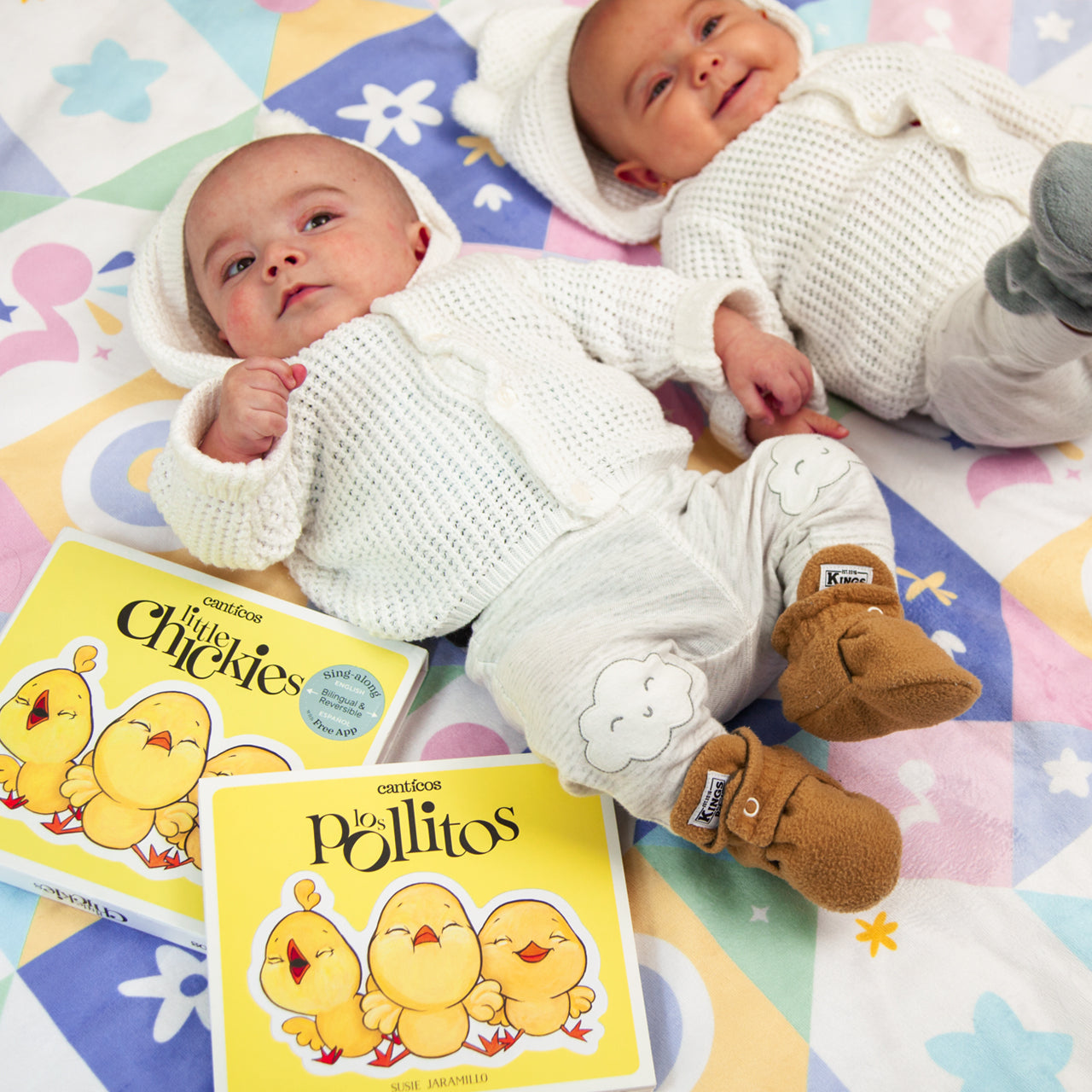 Little Chickies / Los Pollitos